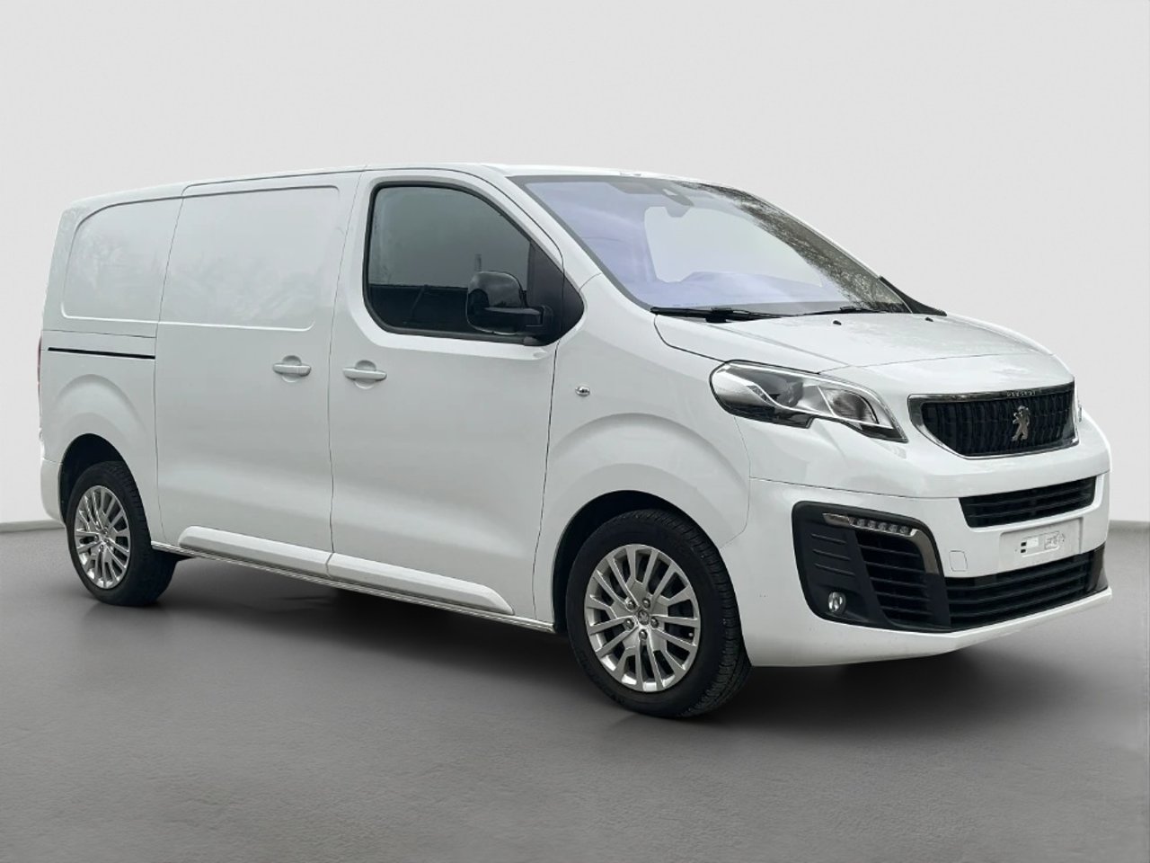 Billede af en 2023 Peugeot Expert
