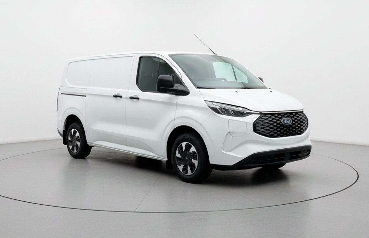 Billede af en 2025 Ford E-Transit Custom