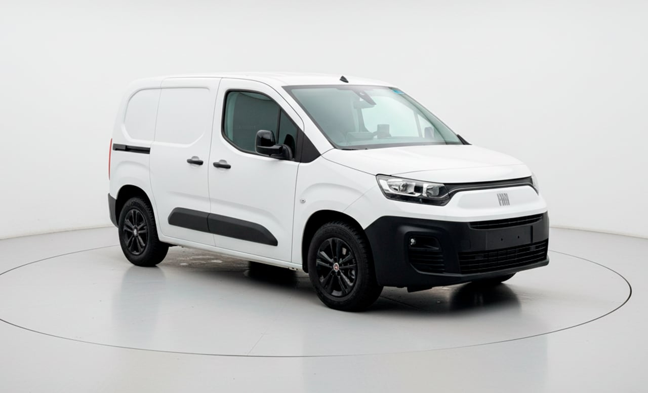 Billede af en 2023 Fiat e-Doblo