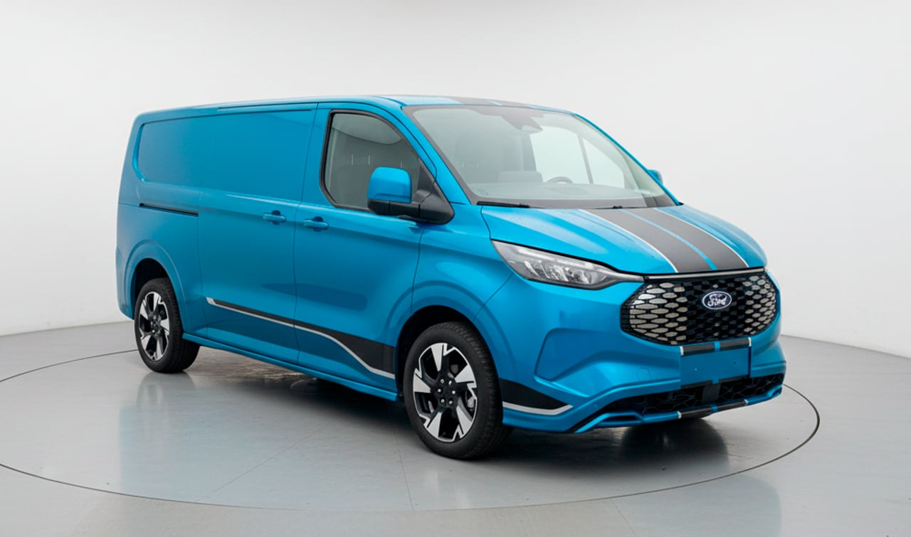Billede af en 2025 Ford E-Transit Custom