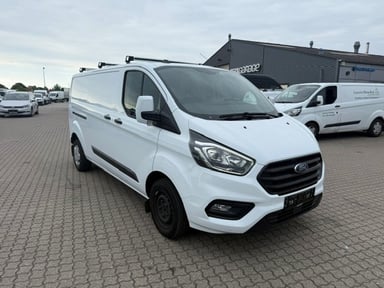 Thumbnail af en Ford Transit Custom Van