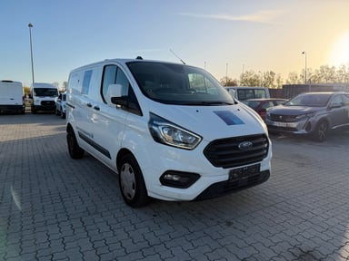 Thumbnail af en Ford Transit Custom Van
