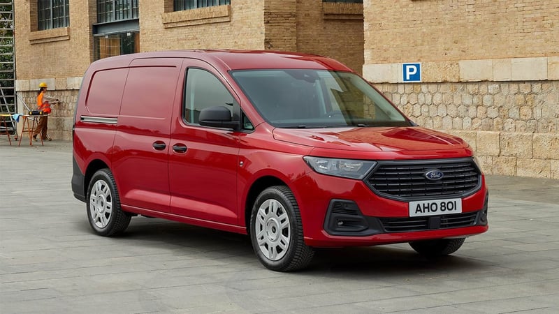 Ford Transit Connect Rød