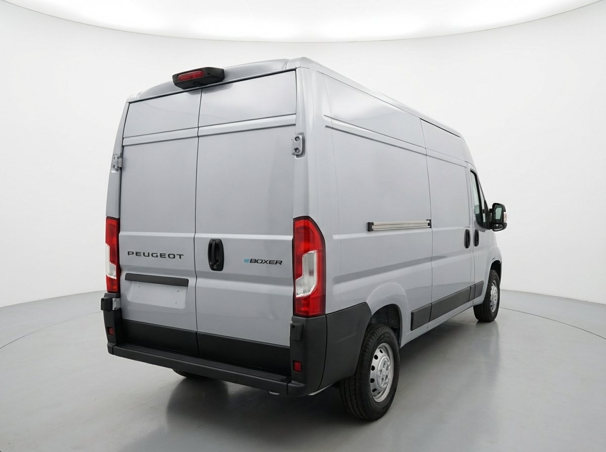Peugeot e-Boxer 2