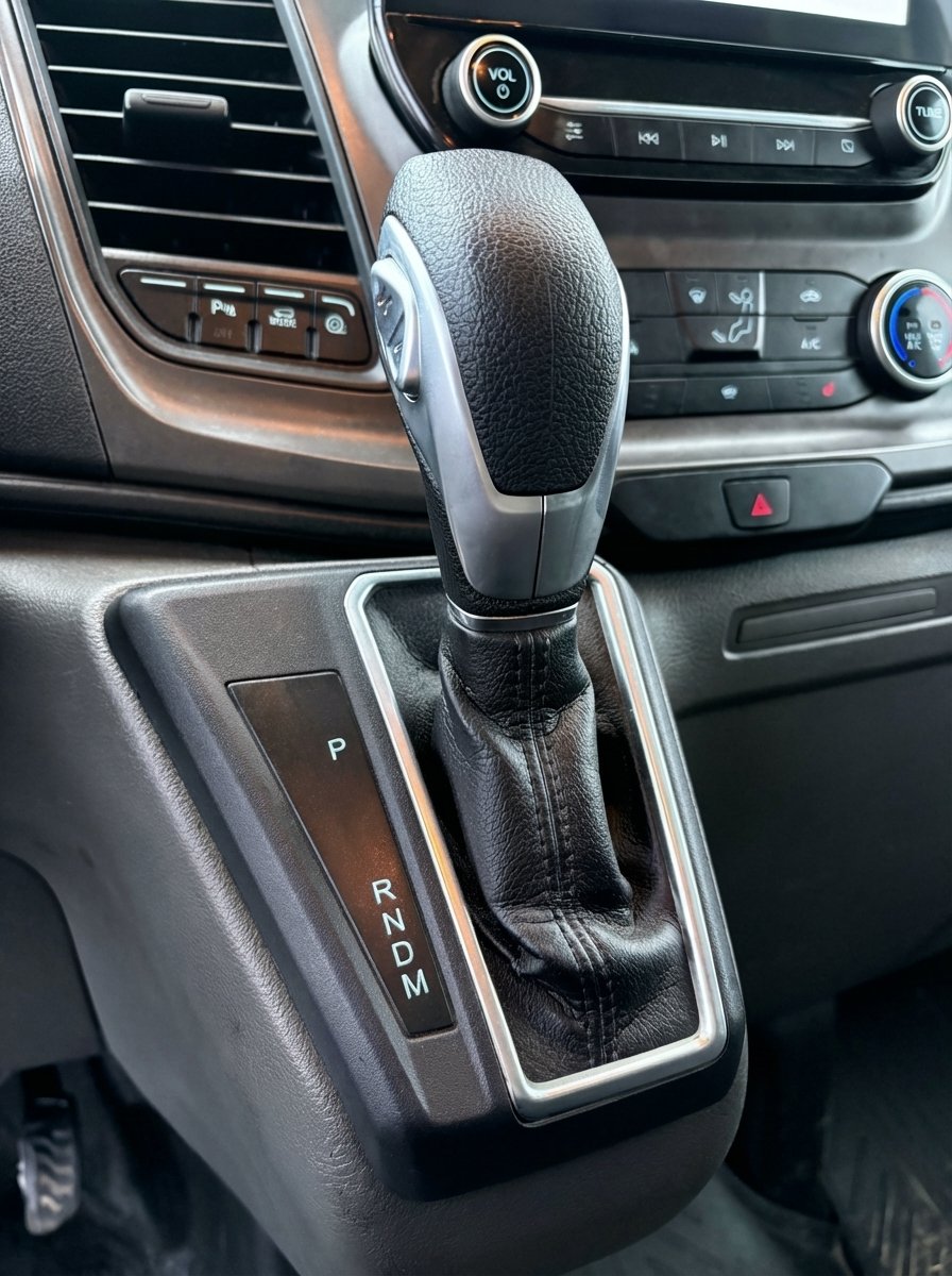 Ford Transit Custom 13