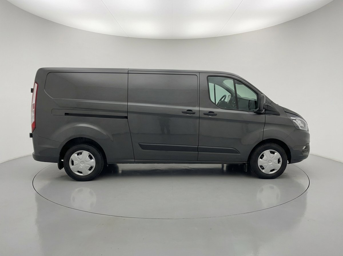 Ford Transit Custom Van 8