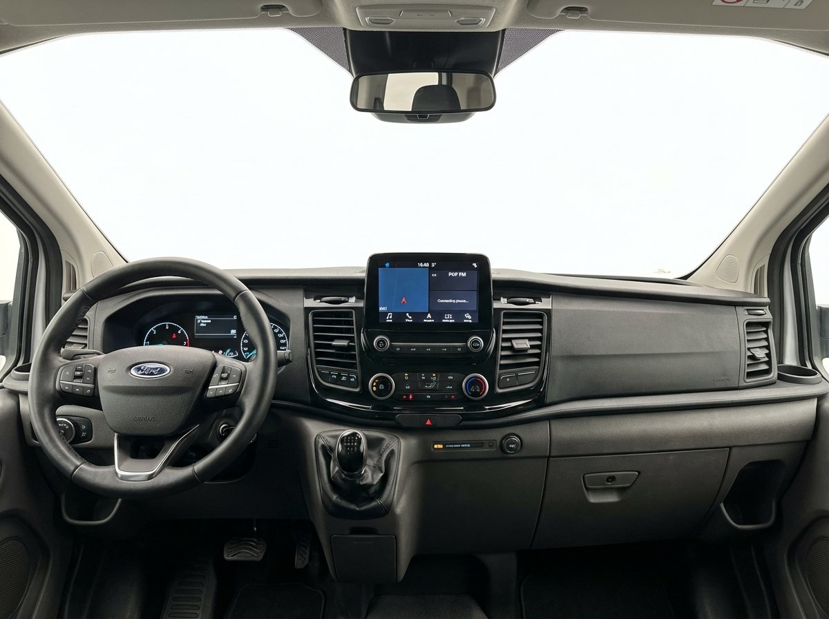 Ford Transit Custom Van 11