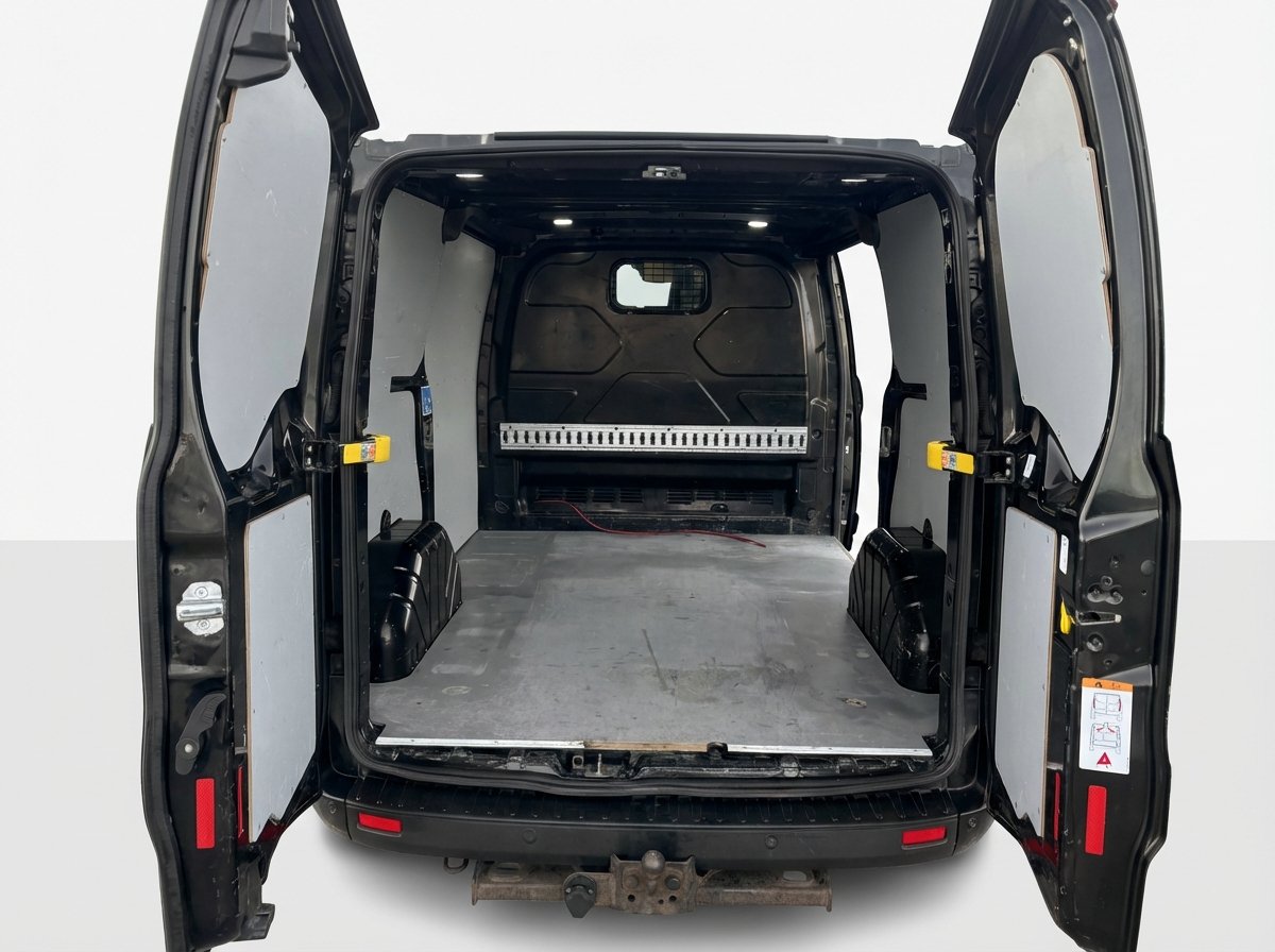 Ford Transit Custom Van 14