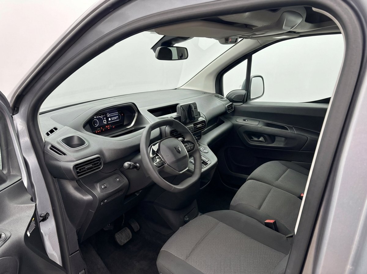 Peugeot e-Partner 9