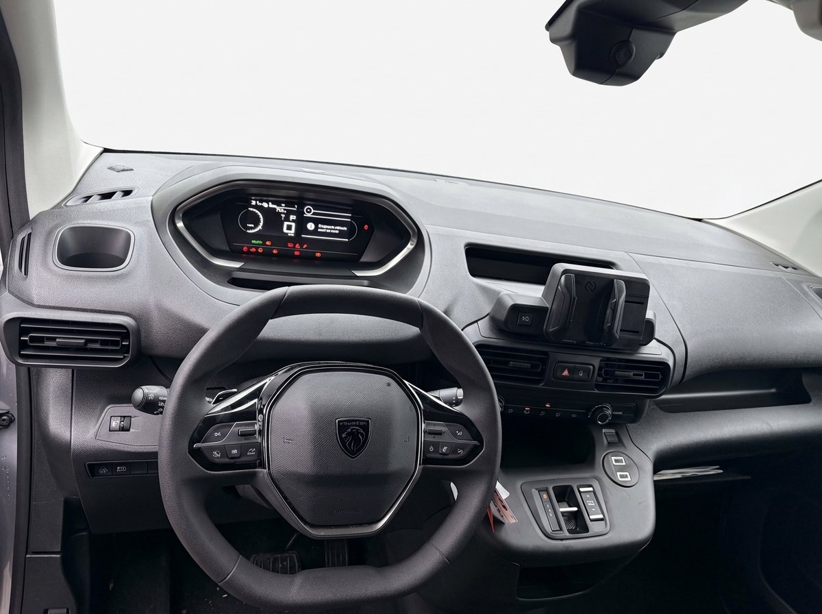 Peugeot e-Partner 10