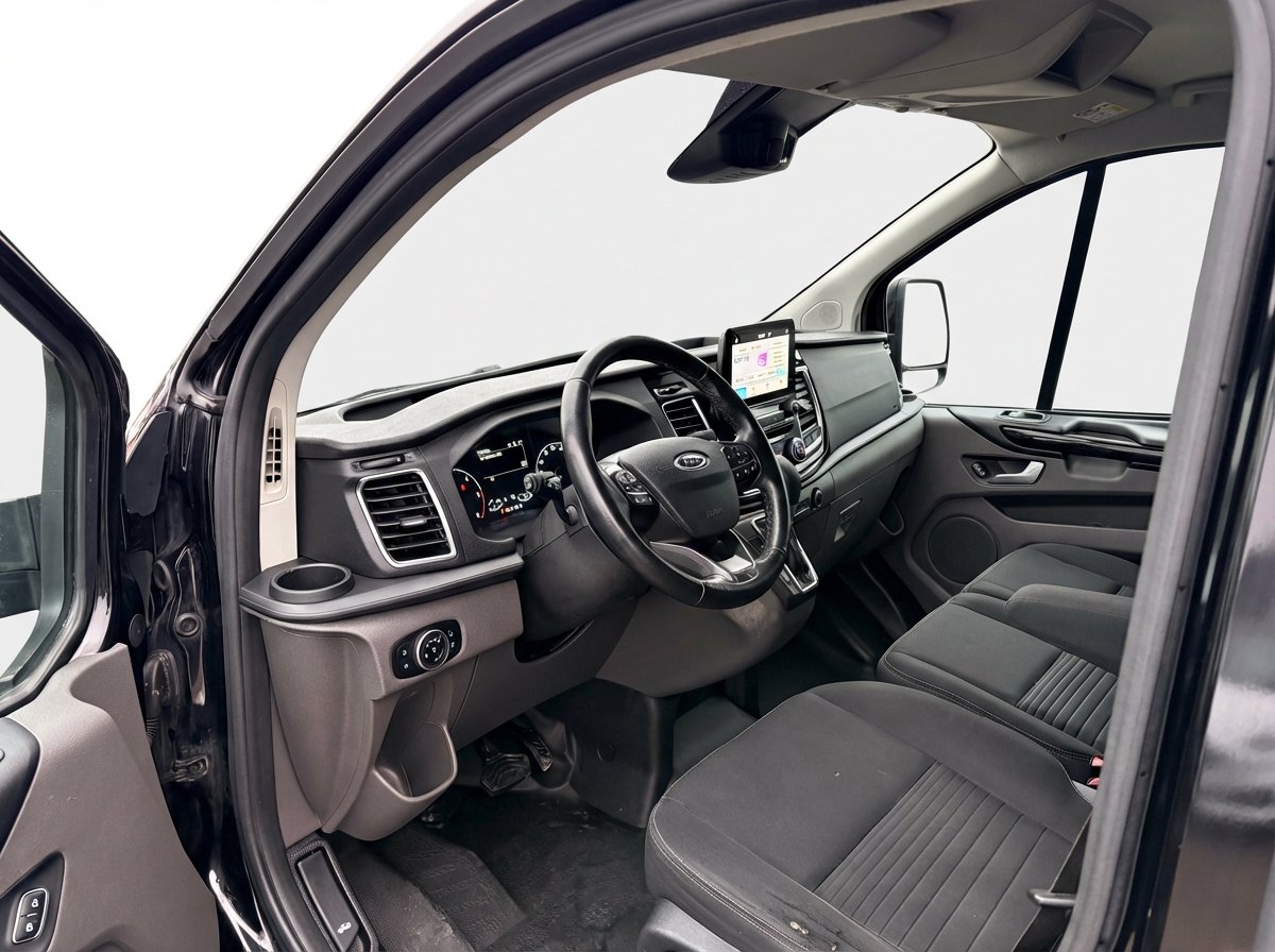 Ford Transit Custom 8