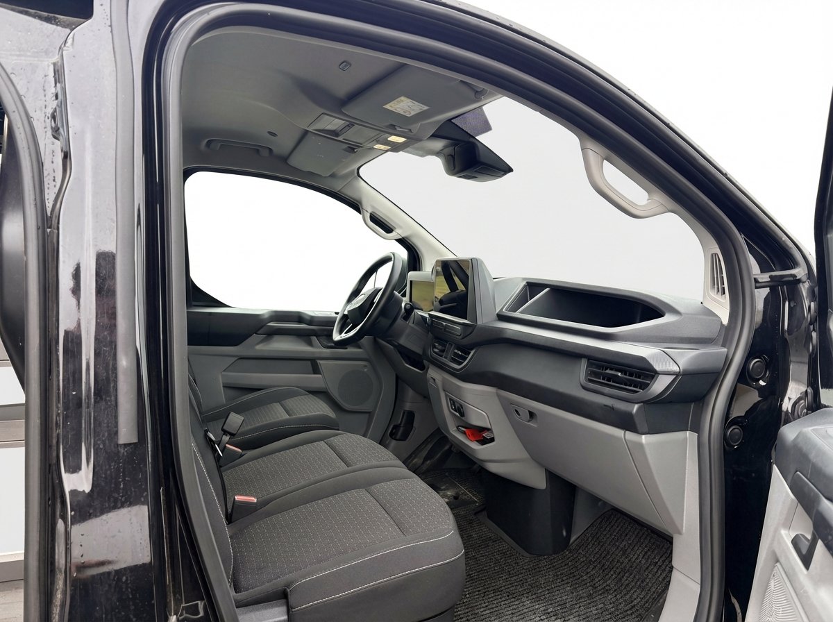 Ford Transit Custom 10