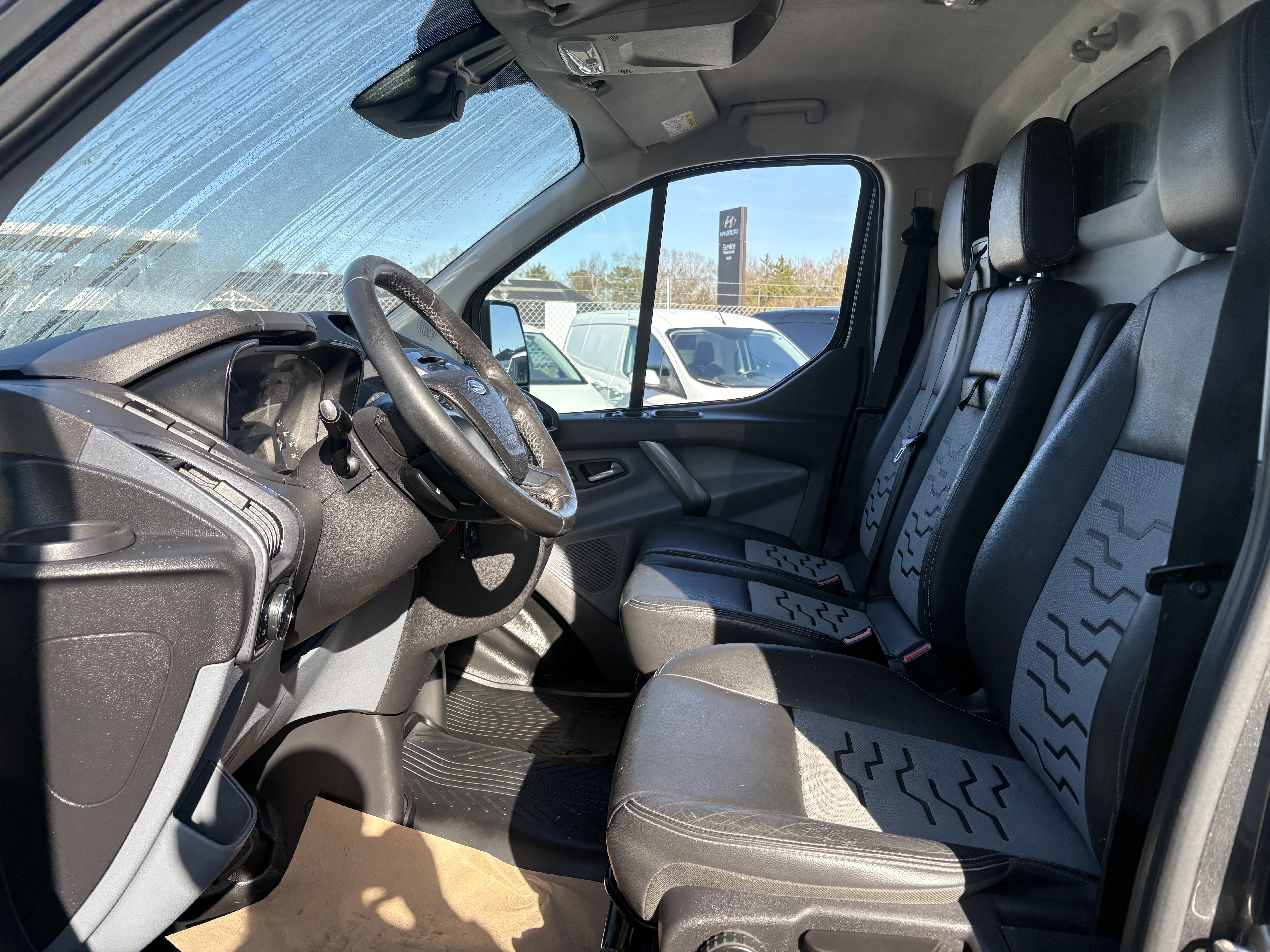 Ford Transit Custom 12