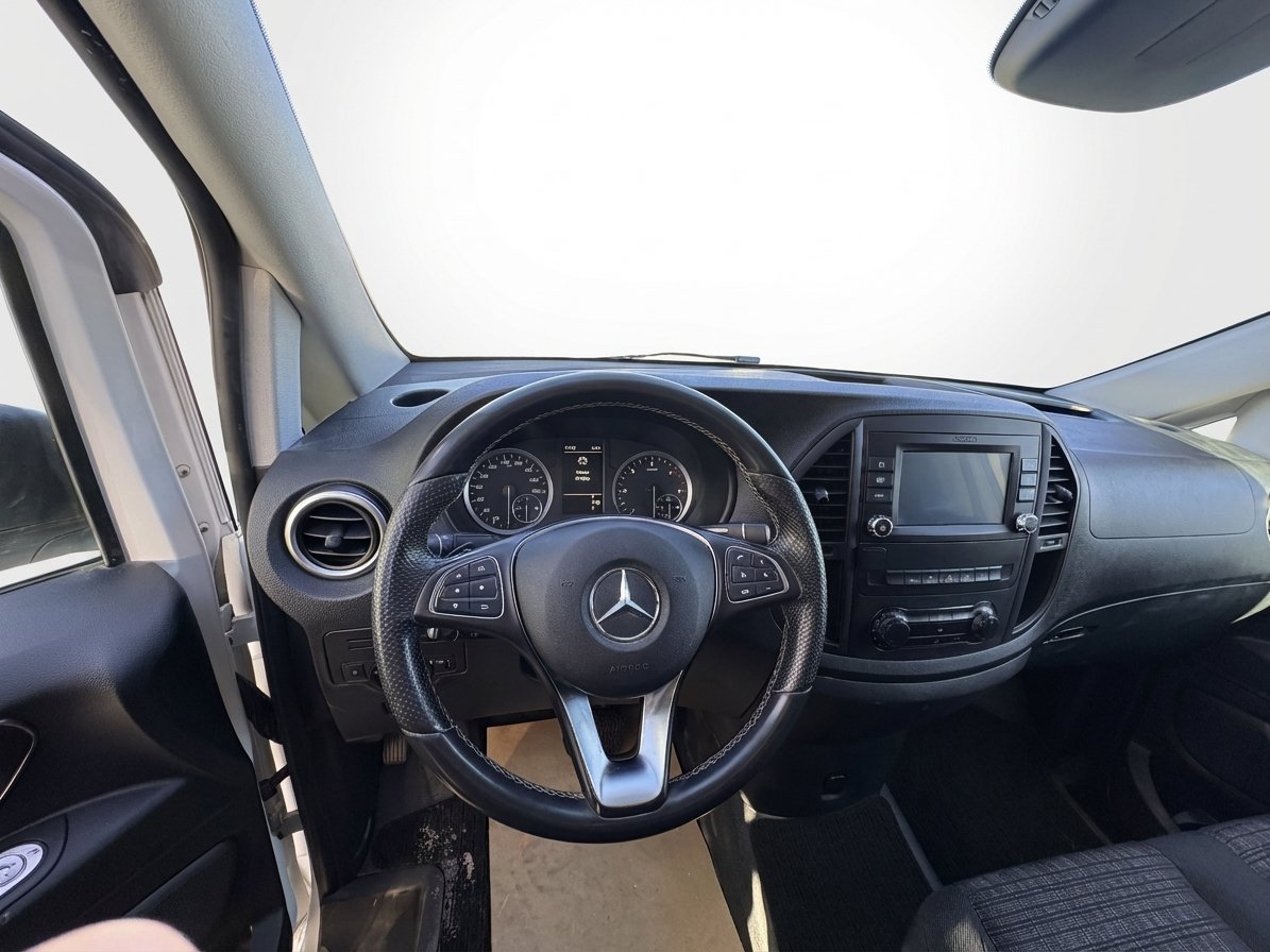 Mercedes Vito 10