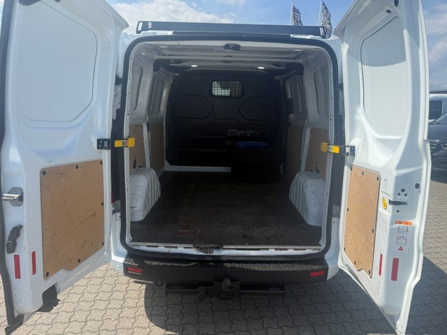 Ford Transit Custom 6