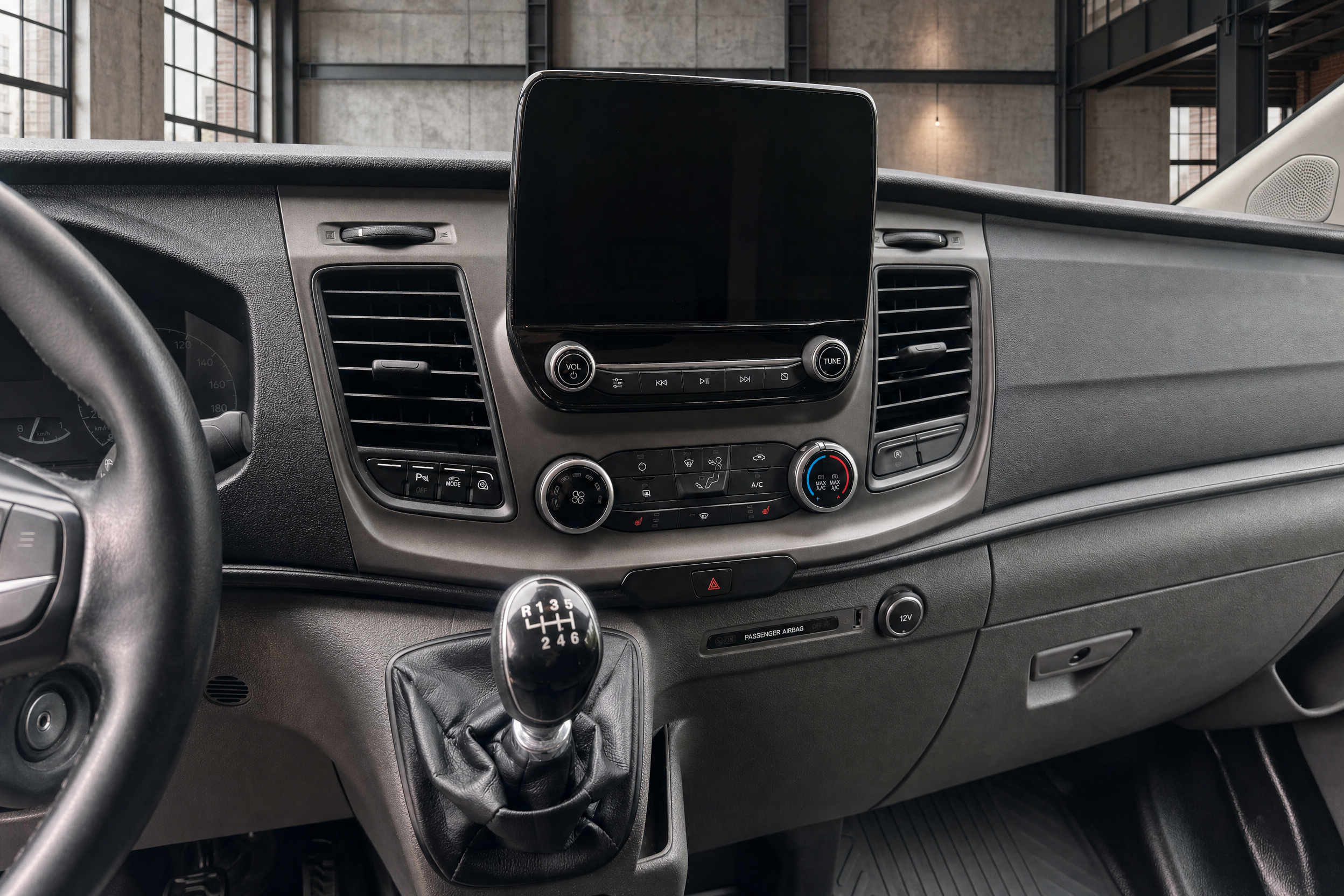 Ford Transit Custom 12
