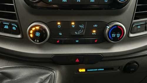 Ford Transit Custom 13