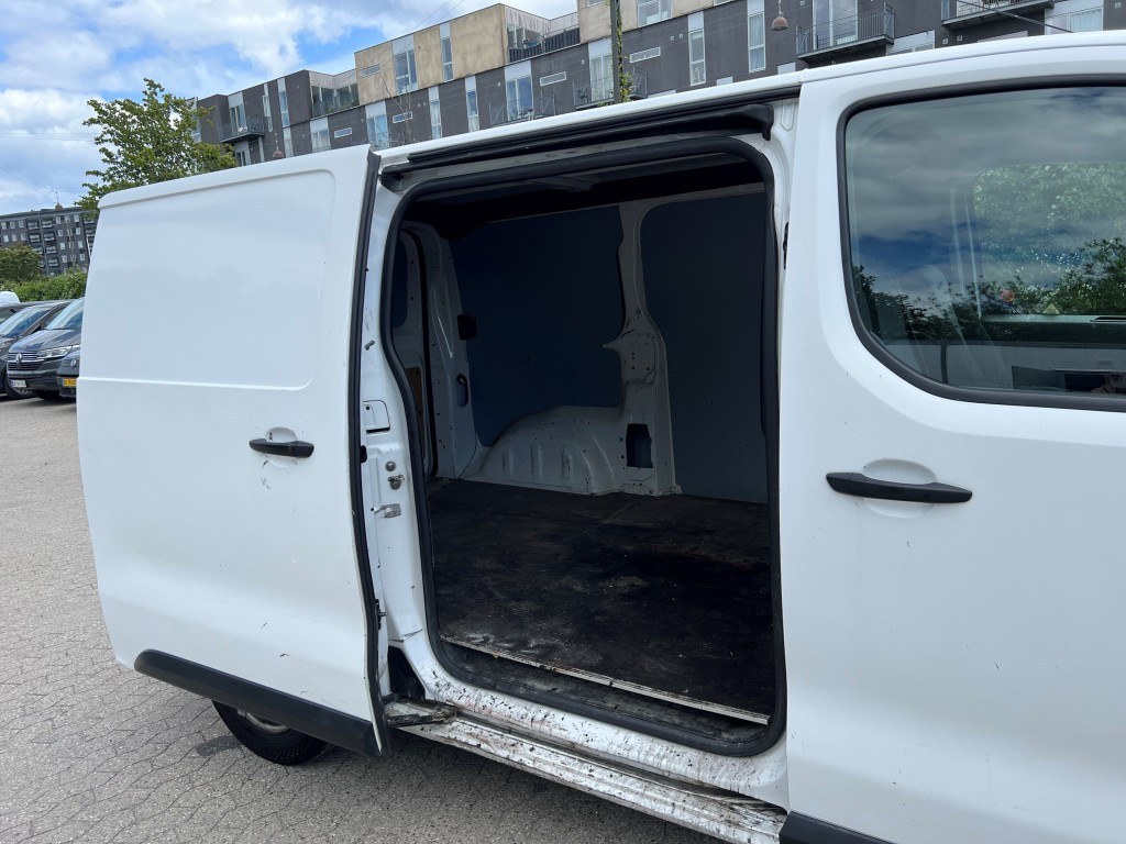 Toyota Proace 4