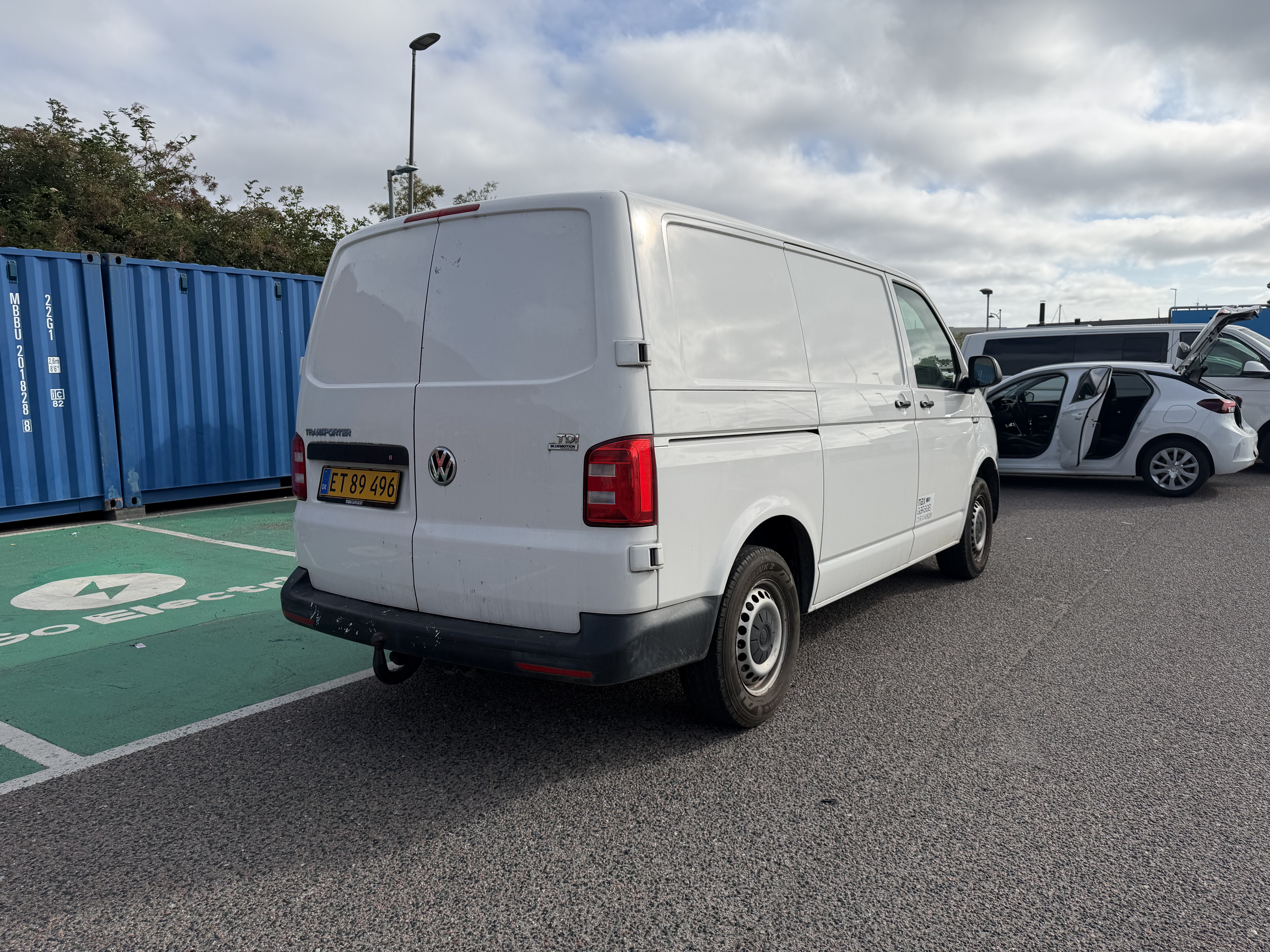 VW Transporter 19