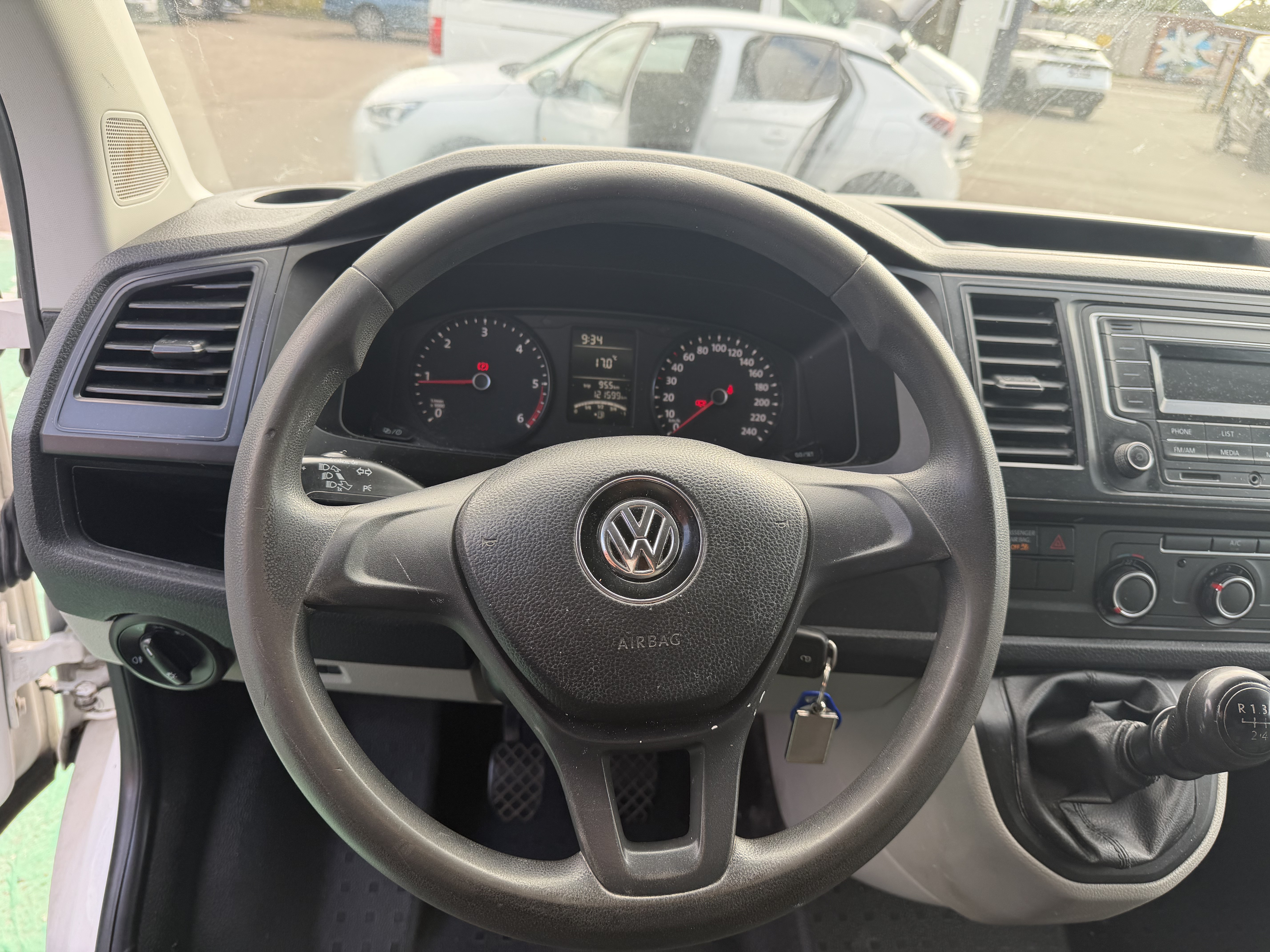 VW Transporter 25